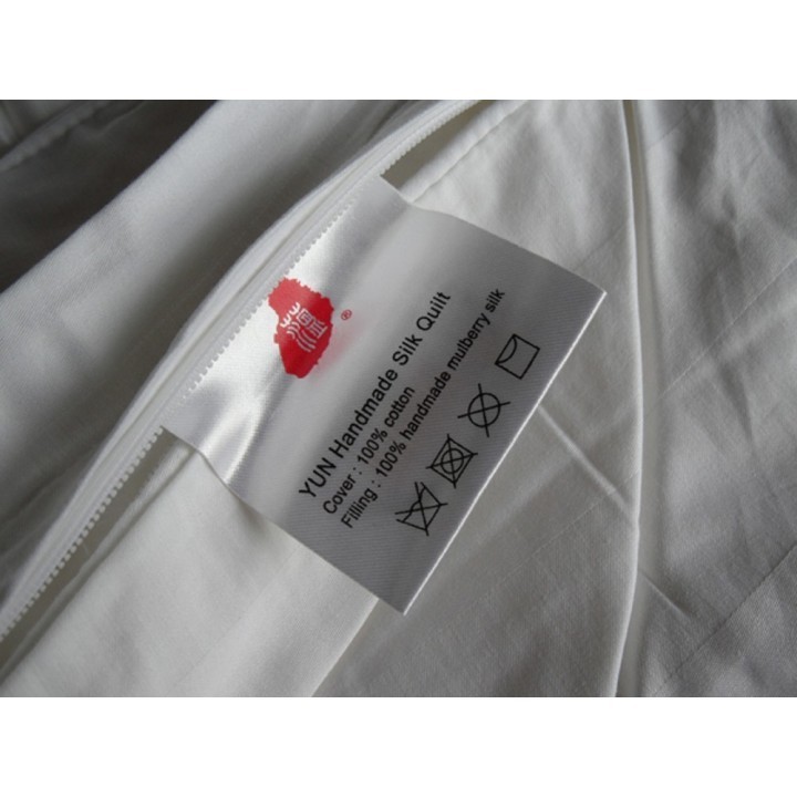 YUN zijden (all year) dekbed - handgelegde moerbeizijde met fijne 300TC katoenen tijk
